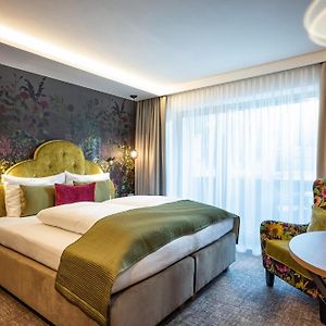 Kamer met een King Size Bed